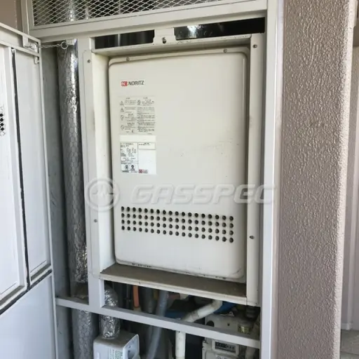交換前の給湯器（ノーリツ GT-2422SAWX-H）