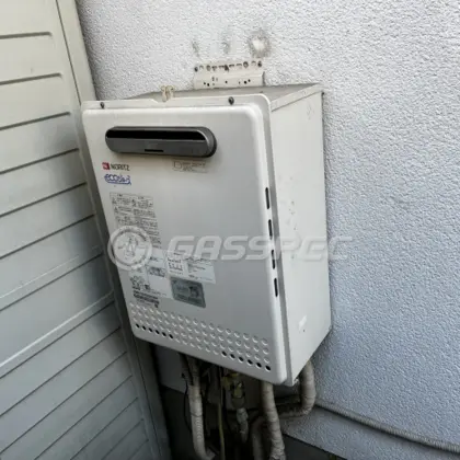 施工前の給湯器（GT-C2432SAWX）