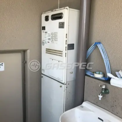 施工前の暖房熱源機（GTH-2417AWX6H）