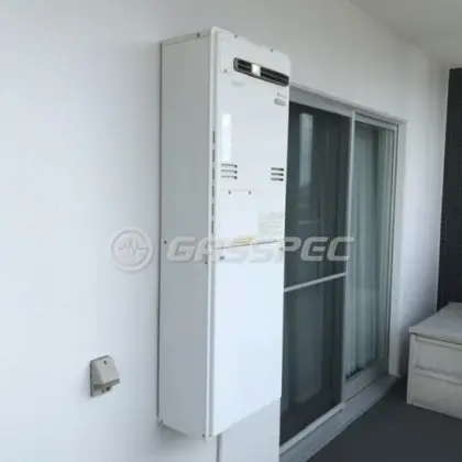 施工前の暖房熱源機（RUFH-K2400AW2-6）