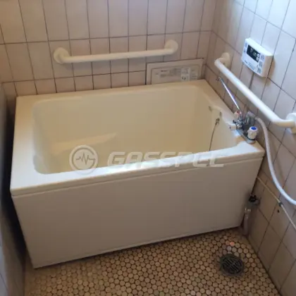 施工後の給湯器（リンナイ RUF-HV162A-E）