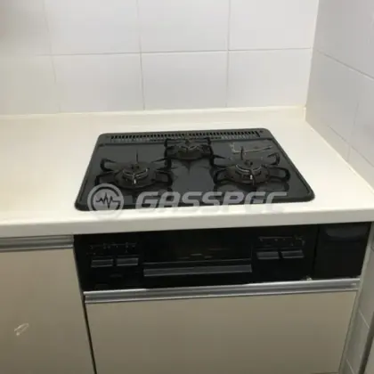 施工前のビルトインガスコンロ（PD-N34）