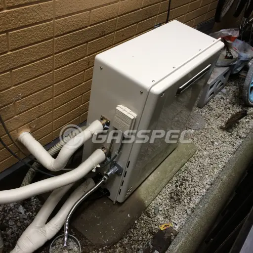 交換後の給湯器（ノーリツ GT-C246SARX BL）