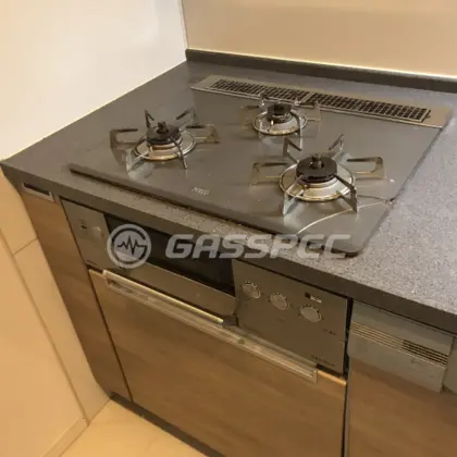 施工前のビルトインガスコンロ（RHS31W10G7R）