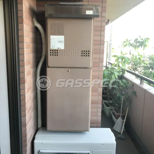 交換前の給湯器（ノーリツ GT-2427SAWX）