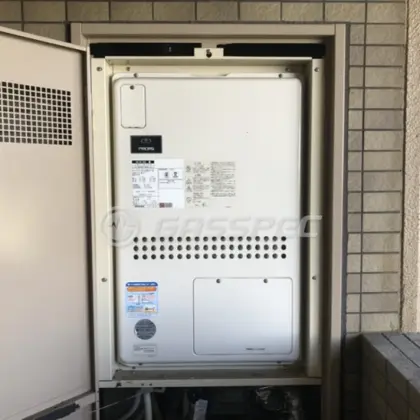 施工前の暖房熱源機（GTH-2413AWXH-TB）