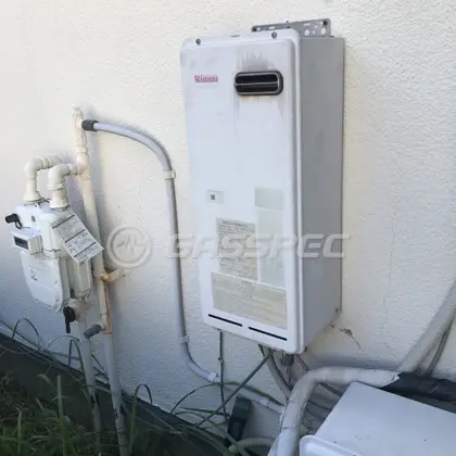 施工前の暖房熱源機（RH-61W）
