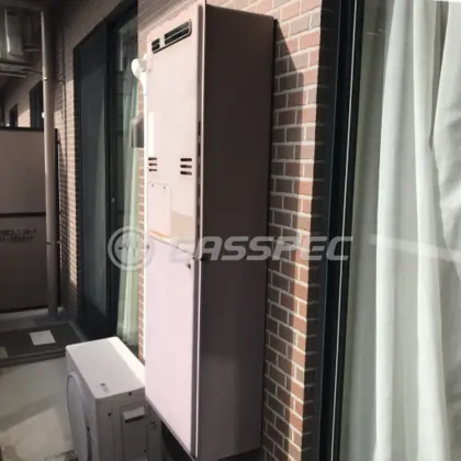 施工前の暖房熱源機（RUFH-V2403AW）