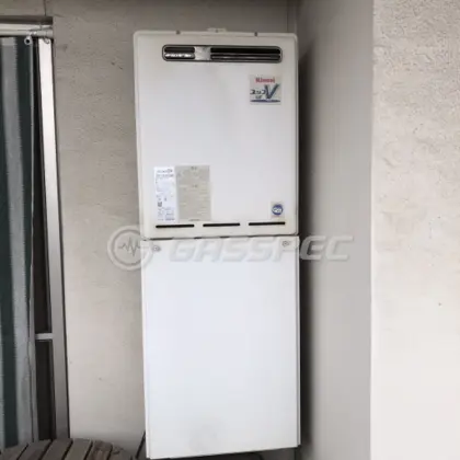 施工前の給湯器（RUF-A2405SAW）
