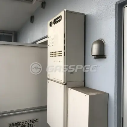 施工前の暖房熱源機（GTH-2417AWX3H）