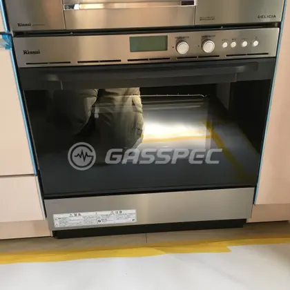 施工後のオーブンレンジ（リンナイ RSR-S51C(A)-ST）
