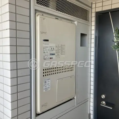施工前の暖房熱源機（GTH-2413AWXH-H）
