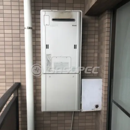 施工前の暖房熱源機（RUFH-E2403AW2-3）