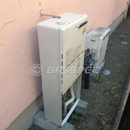 施工後の暖房熱源機（リンナイ RH-101W2-6(A)）