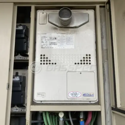 施工前の暖房熱源機（GTH-C2436AWX6H-T）