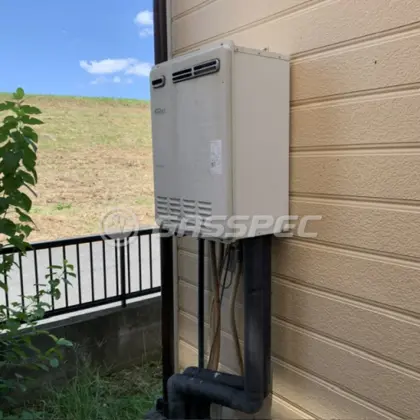 施工前の給湯器（FH-E203AWDL）
