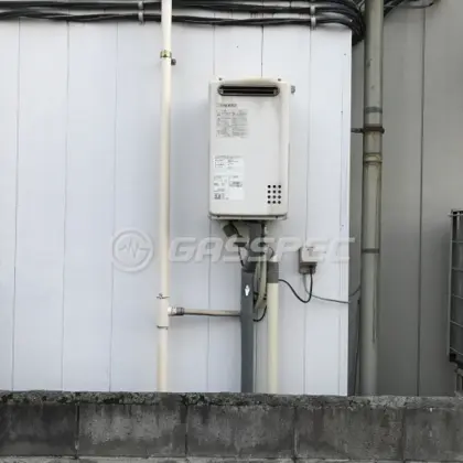 施工前の給湯器（GQ-2421WZ-2）