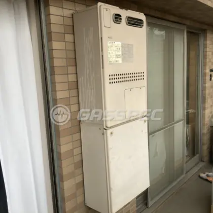 施工前の暖房熱源機（GTH-2413AWXH）