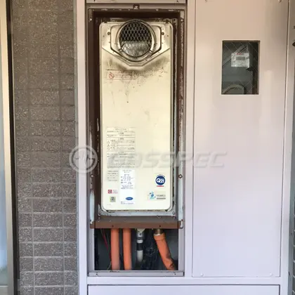 施工前の給湯器（OURB-2051SAQ-T）