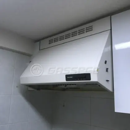 施工前のレンジフード