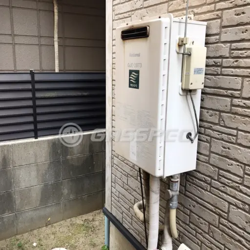交換前の給湯器（ナショナル（松下） GJE-20T3）