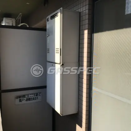 施工前の給湯器（GT-2012SAWX BL）