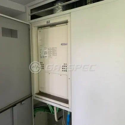 施工前の暖房熱源機（GTH-C2448AWX3H-H）