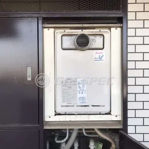 交換前の給湯器（リンナイ RUX-V1615T-S-E）