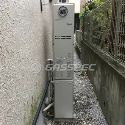 施工後の暖房熱源機（リンナイ RUFH-SE2406AW2-3）