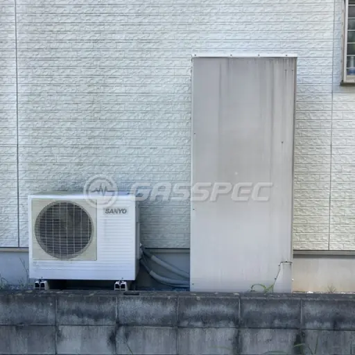 交換前のエコキュート（三洋電機 SHP-T37J）