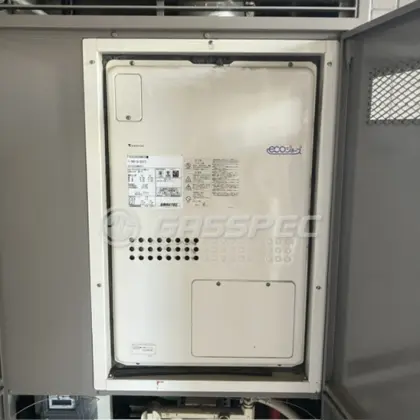 施工前の暖房熱源機（GTH-C2432AWX6H-H）