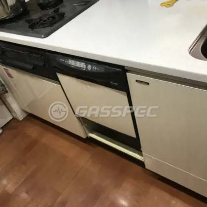 施工前のビルトイン食洗機（RKW-V45A）
