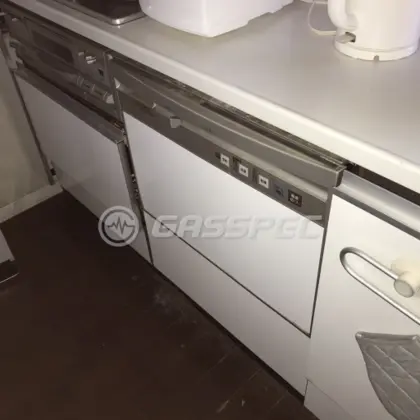 施工前のビルトイン食洗機（NP-P60F1S1AA）