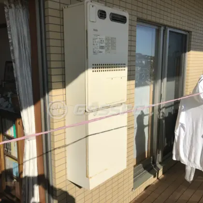 施工前の給湯器（GTH-2413AWXH）