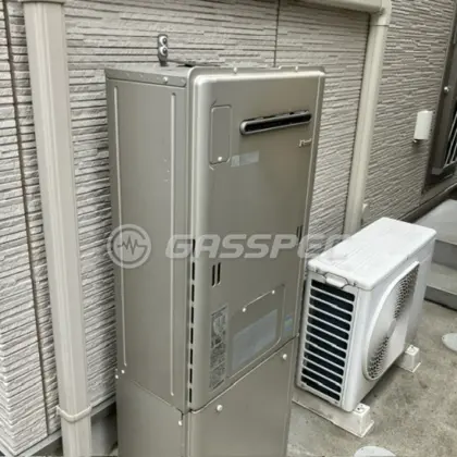施工前の暖房熱源機（RUFH-E2403SAW2-3）