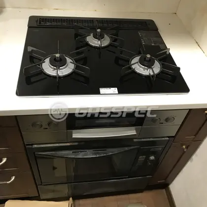 施工後のビルトインガスコンロ（リンナイ RHS31W23L1RSTW）