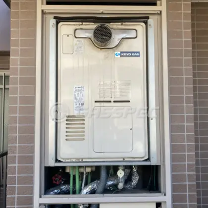 施工前の給湯器（RUFH-V2400SAT2-6）