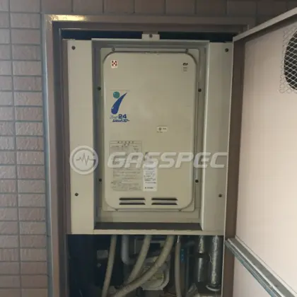 施工前の給湯器（YV2438RMW）