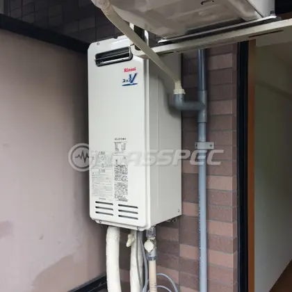 施工後の給湯器（リンナイ RUX-VS1616W-E）
