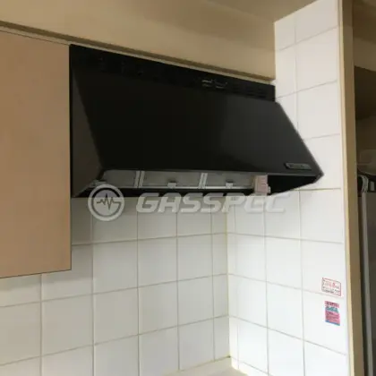 施工前のレンジフード