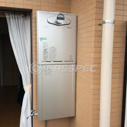 施工後の給湯器（リンナイ RUF-E2405SAT(A)）