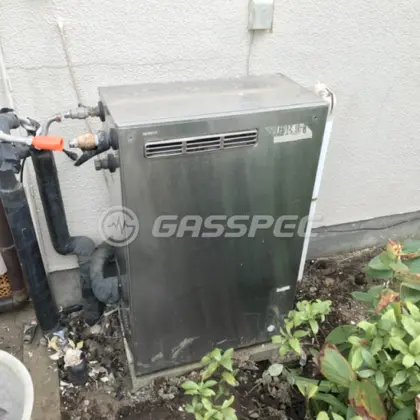 施工前の給湯器（OTX-3101YSV）