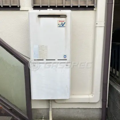 施工前の給湯器（RUF-A1610SAW）