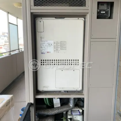施工前の暖房熱源機（GTH-2413AWXH-H）