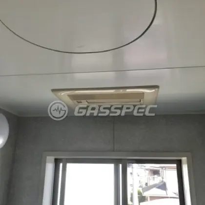 施工前の浴室乾燥機（BDV-3300UKNC）