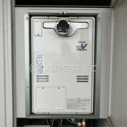 施工前の暖房熱源機（RUFH-V2403AT2-3(A)）
