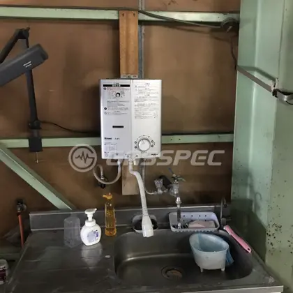 施工前の給湯器（RUS-V51VT）