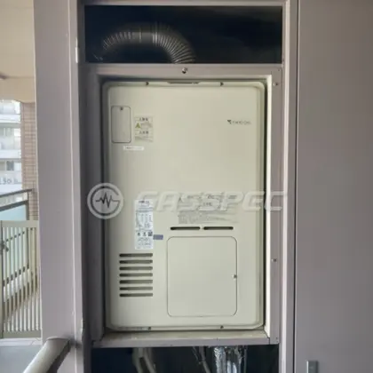 施工前の暖房熱源機（RUFH-V2400AU2-3）