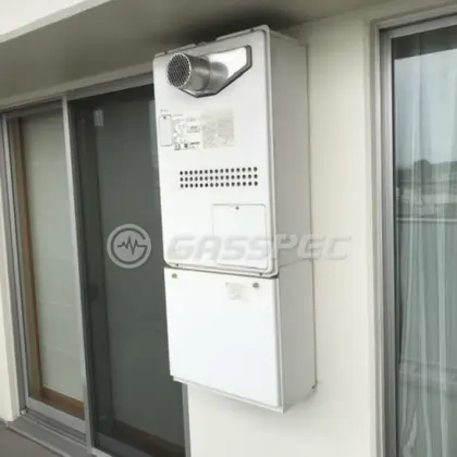 施工前の暖房熱源機（GTH-2434AWX3H-T）