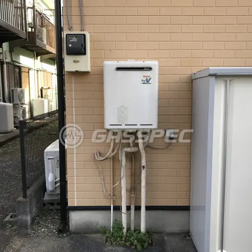 交換前の給湯器（リンナイ RUF-A2000SAW）